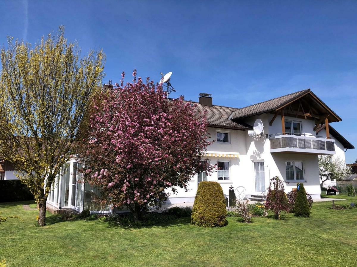 Christl'S Ferienwohnung Marktoberdorf Exterior photo